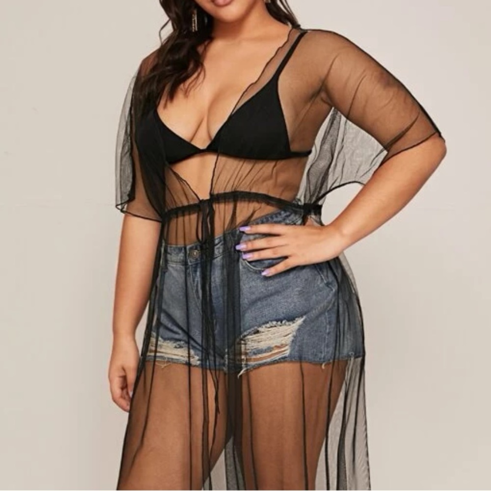 PLUS Mesh Kimono 🖤 - Picture 3 of 4